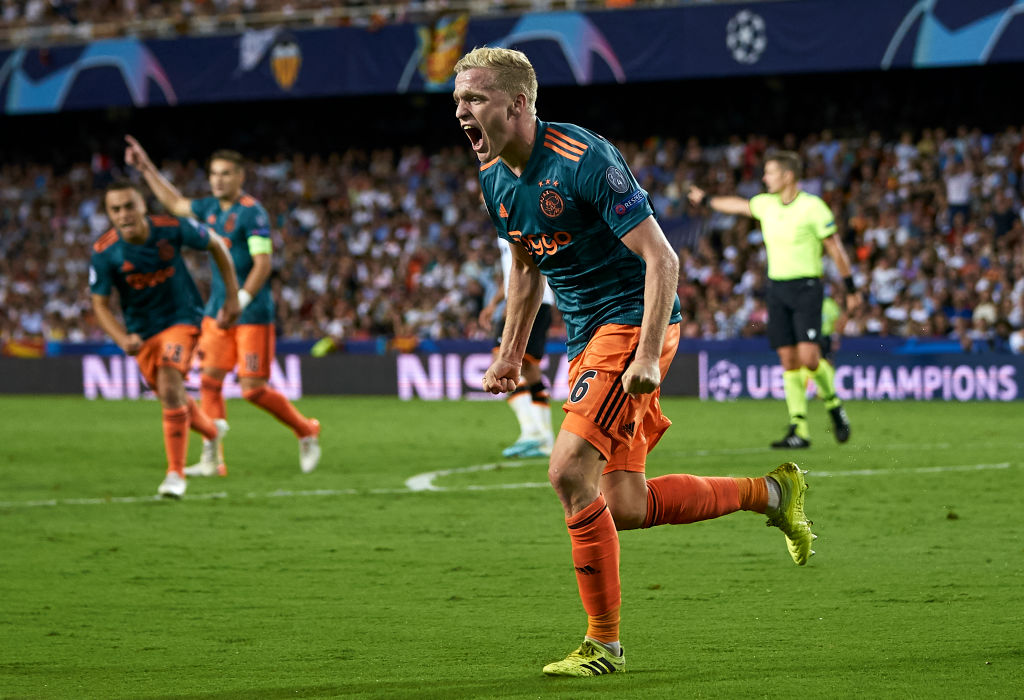 Donny van de Beek, Manchester United, Barcelona
