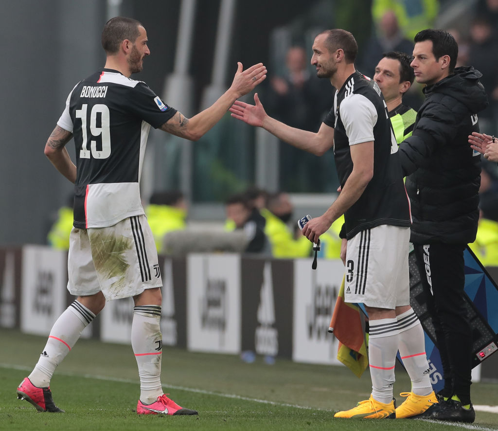 Pirlo to try out three man defence for Juventus