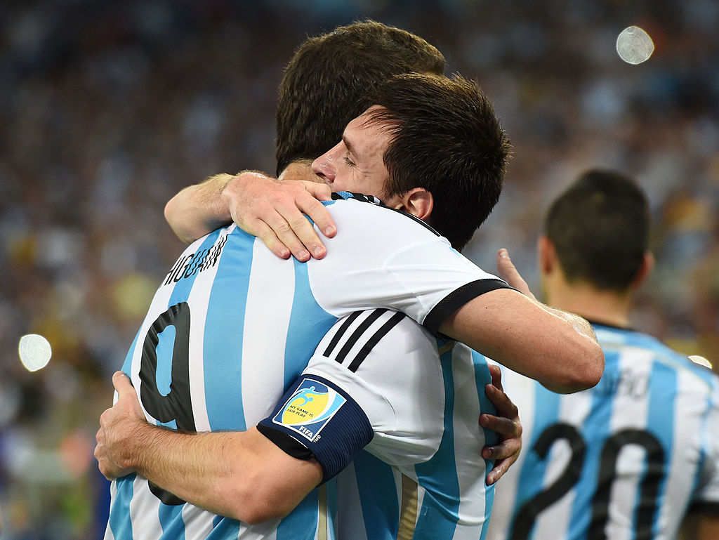 Higuain, Messi