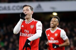 Mesut Ozil, Arsenal, Gunnersaurus