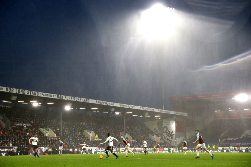 Burnley FC v Fulham FC - Premier League