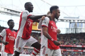 Nicolas Pepe, Aubameyang