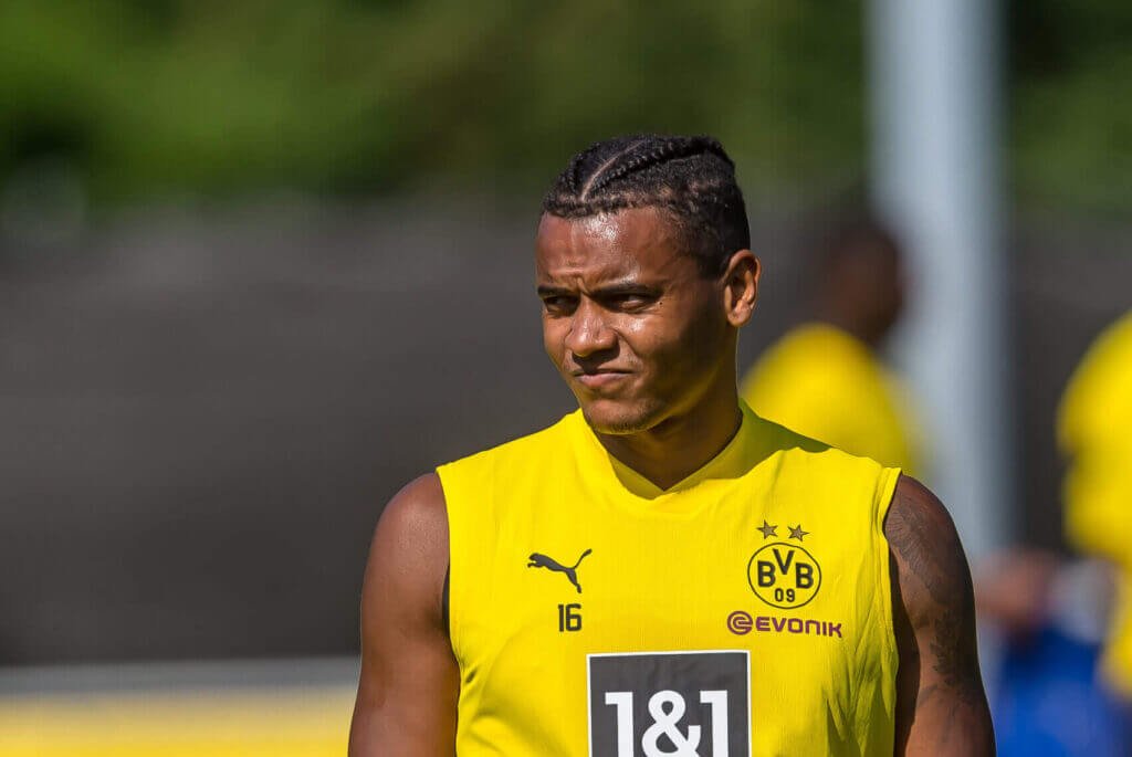 Manuel Akanji at Borussia Dortmund